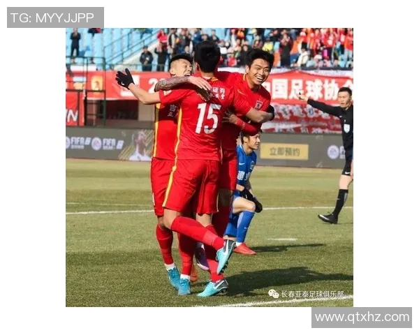 亚泰与建业激战正酣谁将赢得这场关键对决的胜利